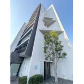 外観タイル張りです