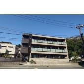 外観タイル張りです