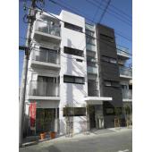 外観タイル張りです