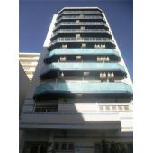 外観タイル張りです