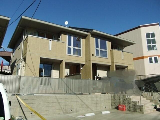 本郷台駅より徒歩14分 築13年 2階建の賃貸物件