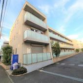 外観タイル張りです