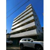 外観タイル張りです