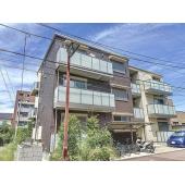 外観タイル張りです