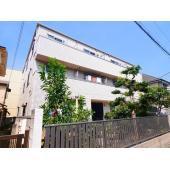 外観タイル張りです