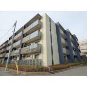 外観タイル張りです