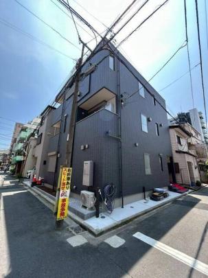 外観タイル張りです