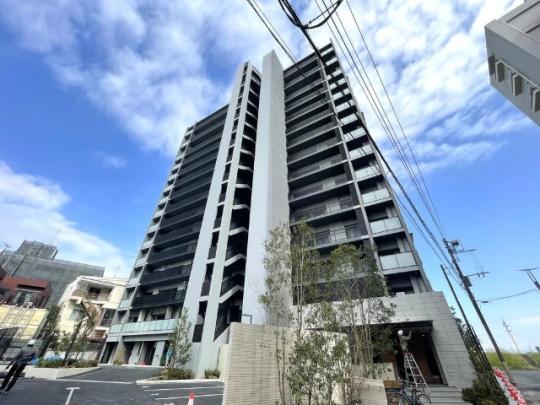 外観タイル張りです