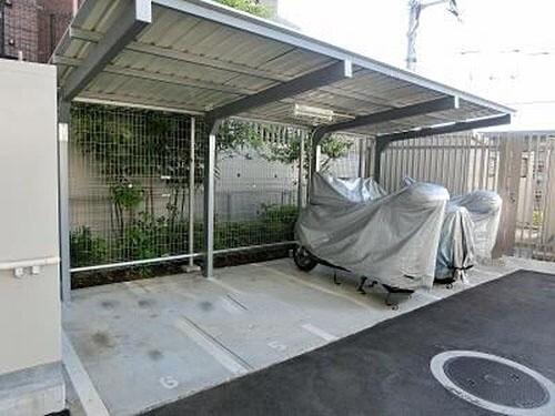 プラウド宮前平サウスアベニュー 駐車場