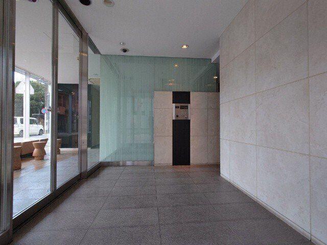 パークアクシス横浜反町公園 エントランス