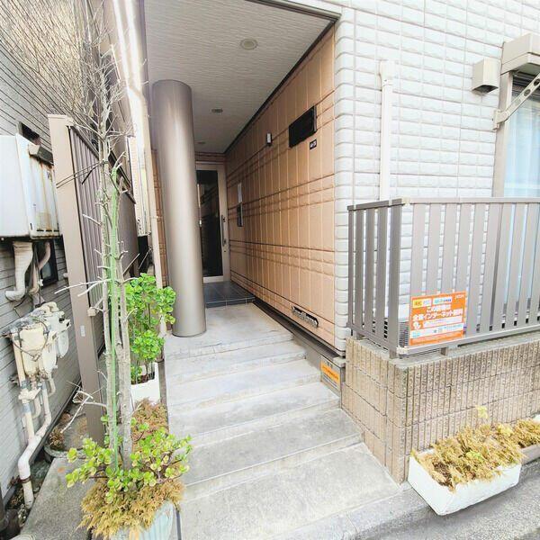 ＰｌｕｍｅＲｏｕｇｅ エントランス