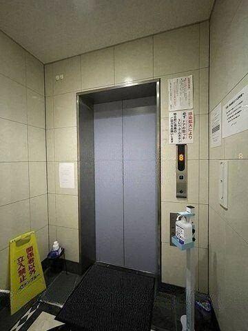 レオネクストル　ヴァン　ブルー ロビー