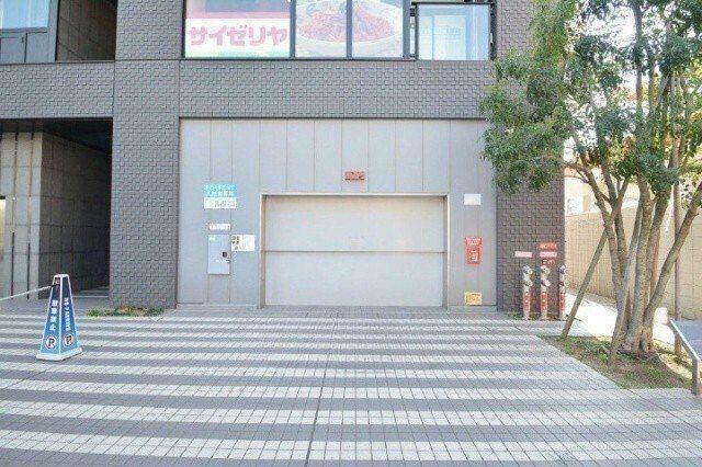 メトロタワー山下町 駐車場