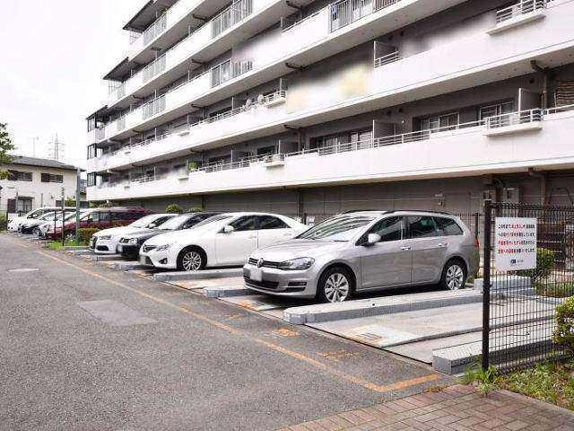 ＵＲコンフォール北原 駐車場