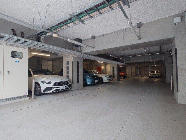 ルノンセンター南 駐車場