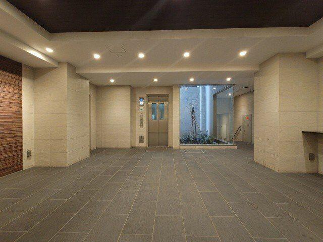 ＢｌｕＲｏｃｋ東神奈川 駐車場