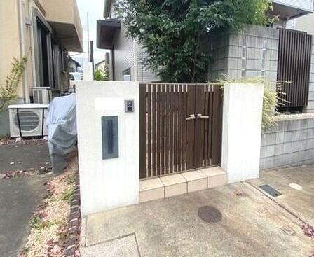荏田北１丁目貸家Ｂ エントランス