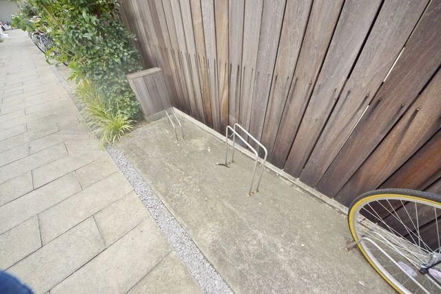 コンフォータブル中原 駐車場