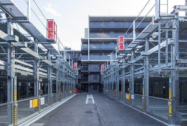 レーベン横浜山手　ＯＮＥ　ＷＡＲＤ　ＣＯＵＲＴ 駐車場