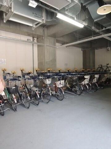 ロイヤルタワー横濱鶴見 駐車場