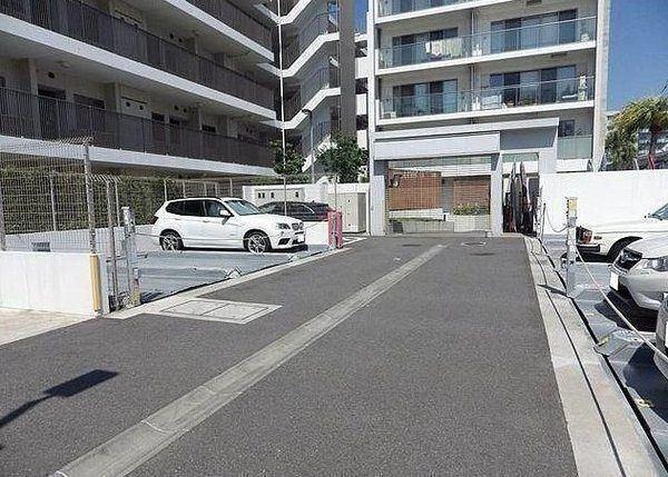パークハウス江ノ島 駐車場
