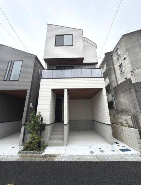 戸塚駅より徒歩13分 新築 3階建の賃貸物件