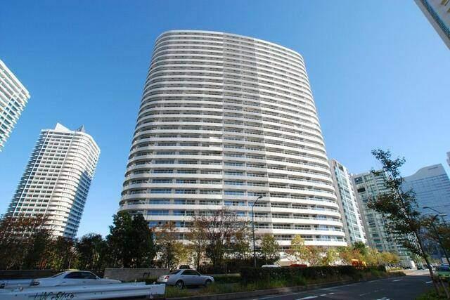 みなとみらい駅より徒歩4分 築18年10ヶ月 30階建の賃貸物件