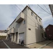 閑静な住宅街のテラスハウス