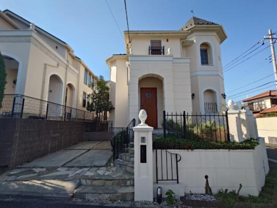 ���F���[�i�K�[�f���@�Z���^�[��@�Z���^�[�n