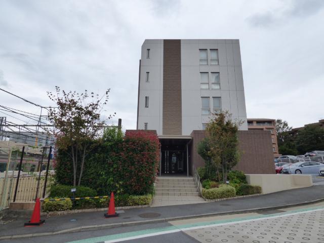 人気の駅前物件！