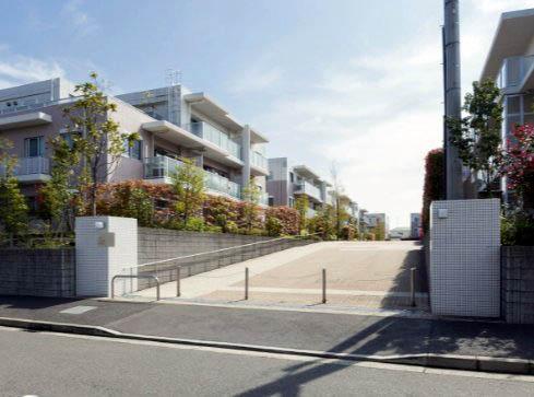 THE CENTER HOUSE A棟 物件画像