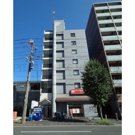 駅から4分です！！