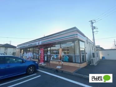 セブンイレブンつくばみらい陽光台店：818m