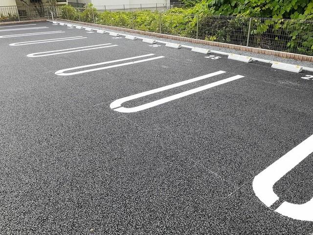ノーブルＡ（104） 駐車場