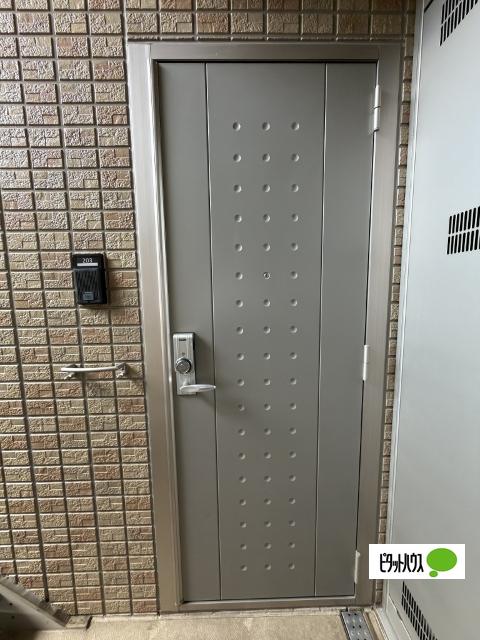 守谷市松前台アパート 玄関