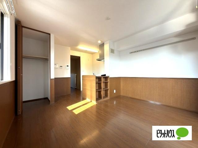 守谷市本町アパート リビング