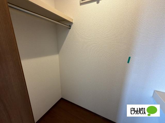 守谷市本町アパート 収納
