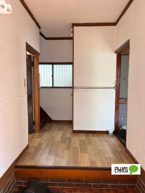 守谷市百合ケ丘2丁目戸建（1） 玄関
