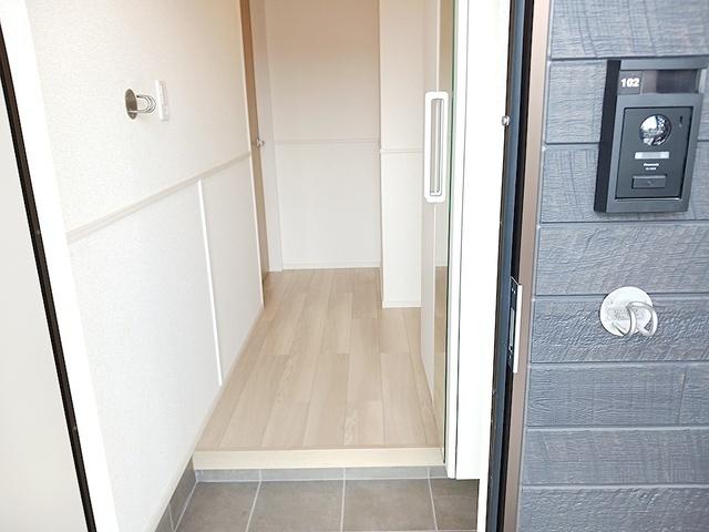 エルヴェ（102） 玄関