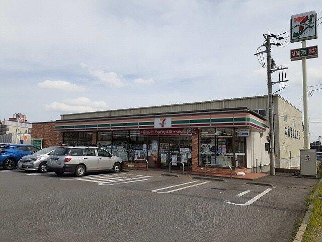 セブンイレブン谷和原インター店：850m