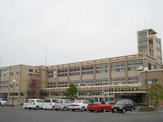 坂東市役所岩井庁舎：756m