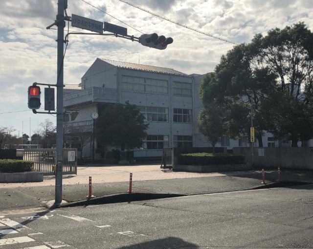 守谷市立けやき台中学校：666m