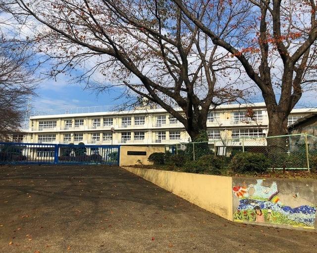 守谷市立御所ケ丘小学校：1590m