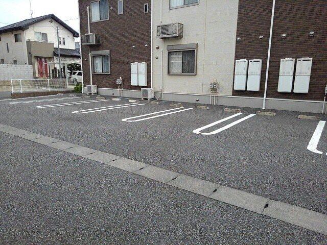 サンライズⅡ（101） 駐車場