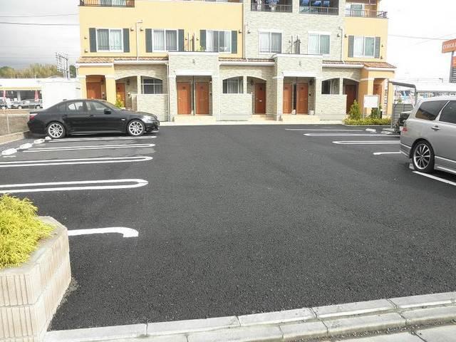 メゾン　ゆめみの（103） 駐車場
