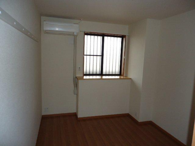 フレシア　ラフル　デ　ラーチェ 部屋画像