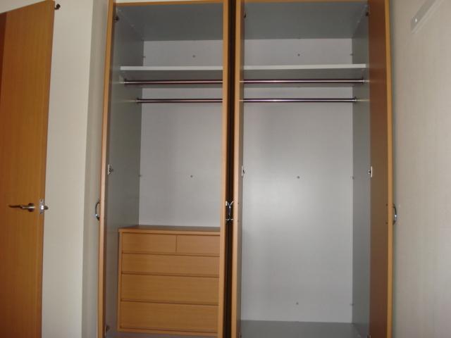 フレシア　ラフル　デ　ラーチェ 部屋画像