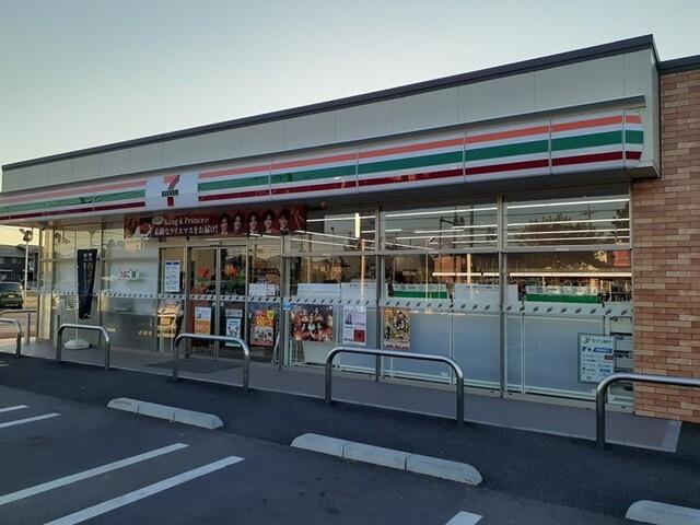 セブンイレブン酒丸店：900m