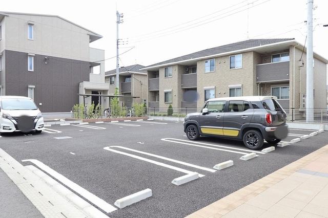 ゼピュロスみどりの　C棟（103） 駐車場