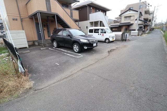 Ｎａｇｏｍｉ（101） 駐車場